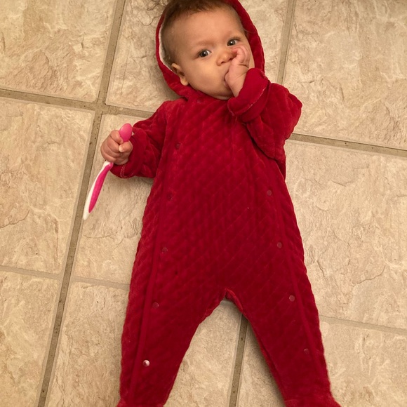 Nordstrom Baby Other - Nordstrom baby hooded bunting 9 months red fleece lining organic